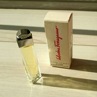 サルヴァトーレフェラガモ(Salvatore Ferragamo)のあーさん様専用♡フェラガモ♡サルヴァトーレ(香水(女性用))