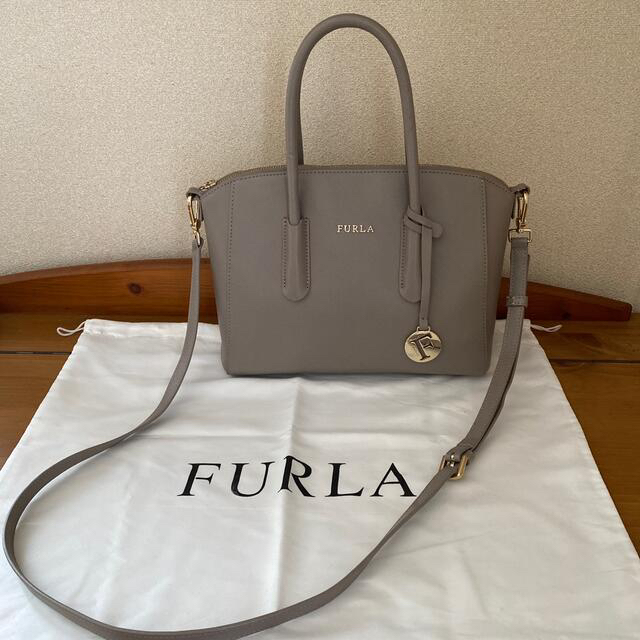 シルバーグレー サイズ FURLA フルラ ショルダーバッグ Tessa Small