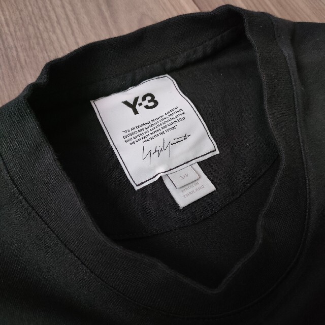 Y-3(ワイスリー)のY-3 3-STRIPES SHORT SLEEVE TEE メンズのトップス(Tシャツ/カットソー(半袖/袖なし))の商品写真