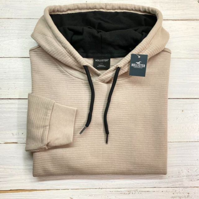 Hollister(ホリスター)の新品【メンズL】★ホリスター★フード付きワッフル長袖Tシャツ/茶ベージュ メンズのトップス(Tシャツ/カットソー(七分/長袖))の商品写真