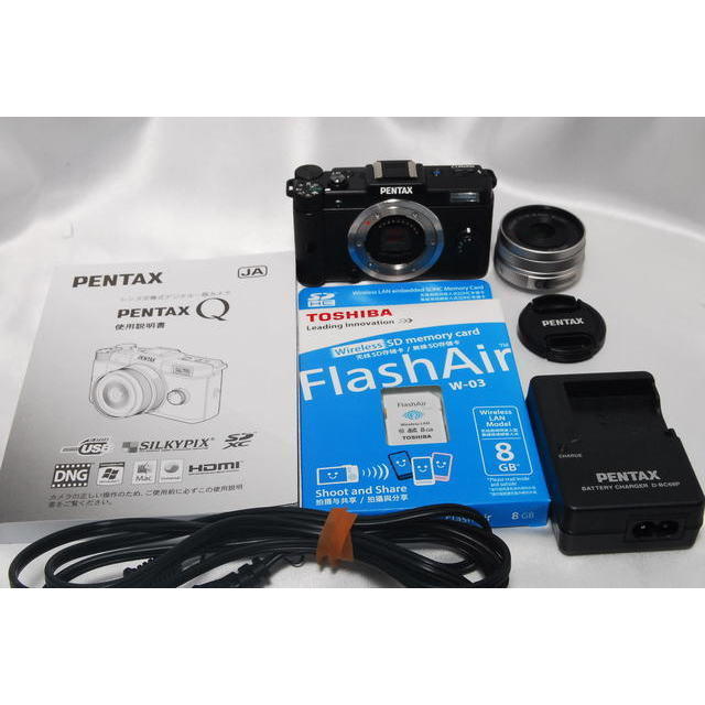 PENTAX(ペンタックス)の大人気レンズキット！pentax Qレンズキット！ブラック スマホ/家電/カメラのカメラ(デジタル一眼)の商品写真