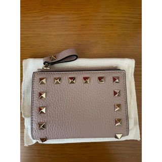 ヴァレンティノ 財布 スタッズの通販 700点以上 | フリマアプリ ラクマ