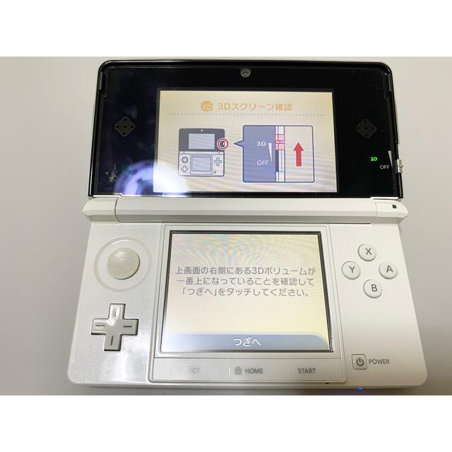 ニンテンドー3DS(ニンテンドー3DS)のNintendo 3DS 本体 アイスホワイト エンタメ/ホビーのゲームソフト/ゲーム機本体(携帯用ゲーム機本体)の商品写真