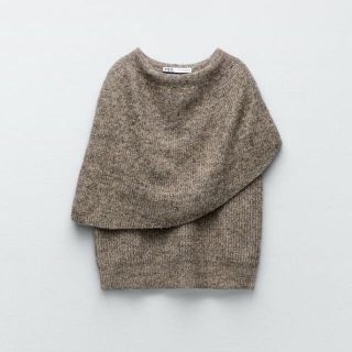 ザラ(ZARA)の新品ZARAアシンメトリーノースリーブニットトップス(ニット/セーター)