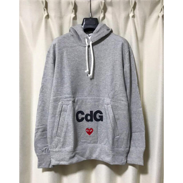 コットン100%コンディション【新品】PLAY COMME des GARCONS パーカー M