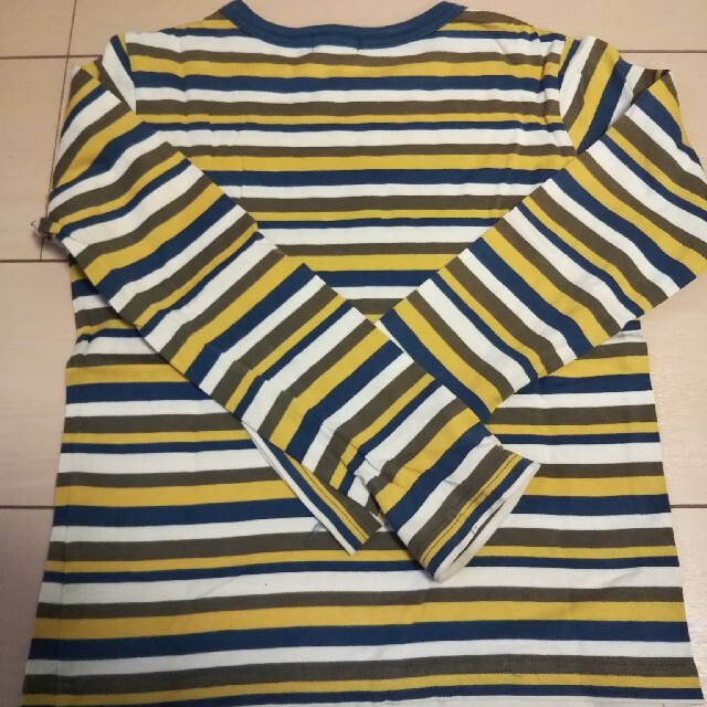 BeBe(ベベ)のBEBE 130 長袖 ボーダー キッズ/ベビー/マタニティのキッズ服男の子用(90cm~)(Tシャツ/カットソー)の商品写真