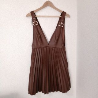 ザラ(ZARA)のzara フェイクレザーサロペット　ワンピース(その他)