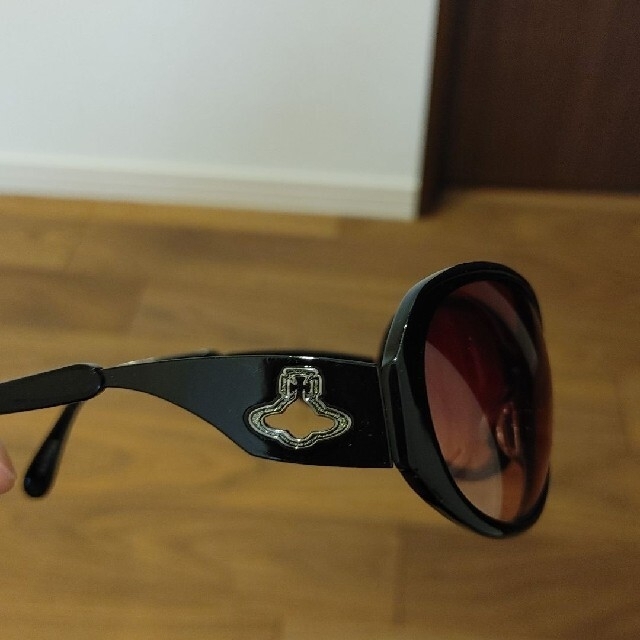 先着特典付 - 廃盤 美品 vivienne westwood サングラス HYDE - 販売し