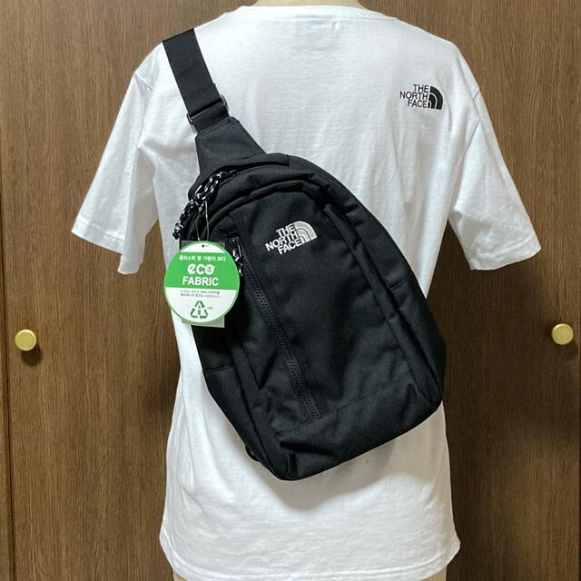 THE NORTH FACE(ザノースフェイス)の新品未使用　韓国正規品　ノースフェイス　ショルダーバッグ　スリングバッグ　 メンズのバッグ(ショルダーバッグ)の商品写真