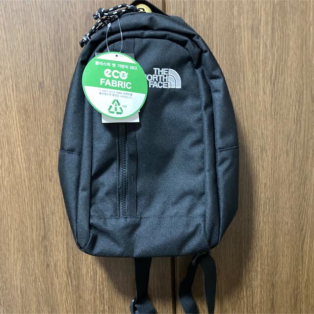 THE NORTH FACE(ザノースフェイス)の新品未使用　韓国正規品　ノースフェイス　ショルダーバッグ　スリングバッグ　 メンズのバッグ(ショルダーバッグ)の商品写真