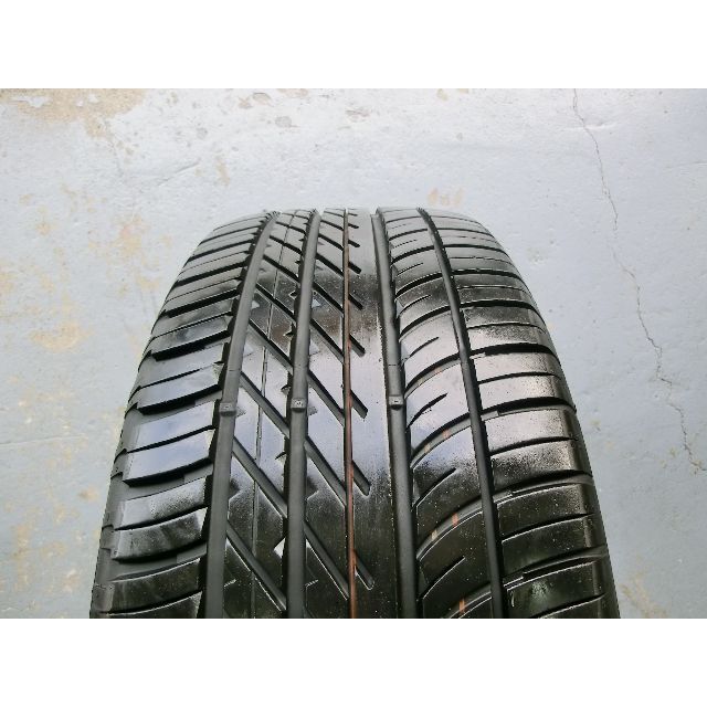 Goodyear(グッドイヤー)のグッドイヤー イーグルF1 AT 255/55R19 中古4本 自動車/バイクの自動車(タイヤ)の商品写真