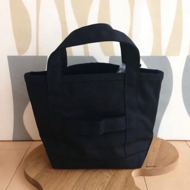 marimekko(マリメッコ)のけい様専用 新品 marimekko MINI PERUSKASSI ブラック レディースのバッグ(トートバッグ)の商品写真