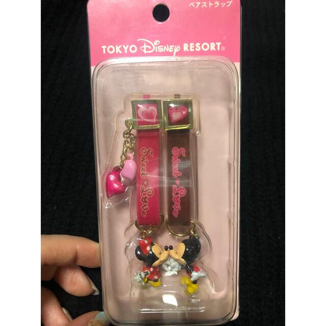 Disney(ディズニー)のディズニー　ペアストラップ スマホ/家電/カメラのスマホアクセサリー(ストラップ/イヤホンジャック)の商品写真