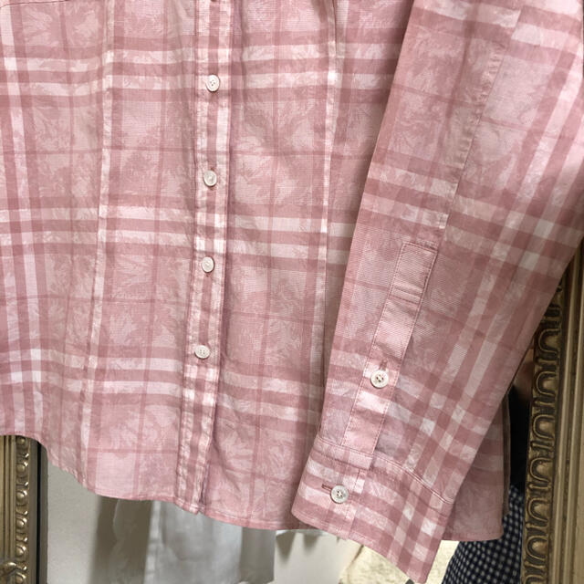 BURBERRY(バーバリー)のBurberry pink check shirt レディースのトップス(シャツ/ブラウス(長袖/七分))の商品写真