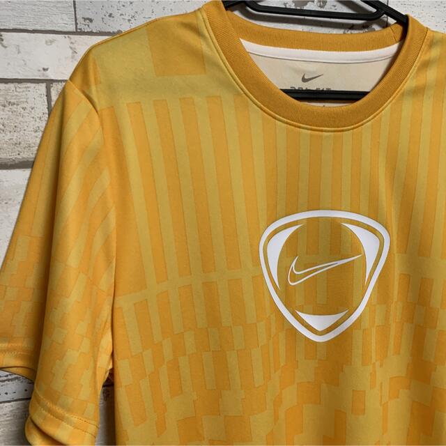 NIKE(ナイキ)のNIKEナイキ サッカー フットサル ウェア 半袖Tシャツ メンズL 新品 スポーツ/アウトドアのサッカー/フットサル(ウェア)の商品写真