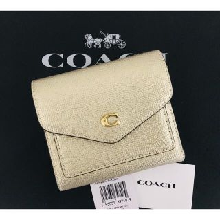 コーチ(COACH)のCOACH☆完売品☆早い者勝ち☆折り財布☆ゴールド(財布)