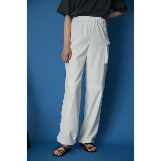 RIM.ARK リムアークSqueezed hem nylon PT レディースのパンツ(カジュアルパンツ)の商品写真