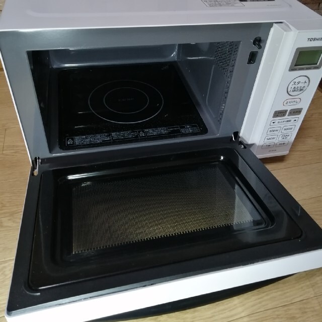 東芝 電子レンジ ER-SS17A-W 20年式 フラット 縦開き 美品 東芝 電子レンジ ER-SS17A-W 20年式 フラット 縦開き 美品