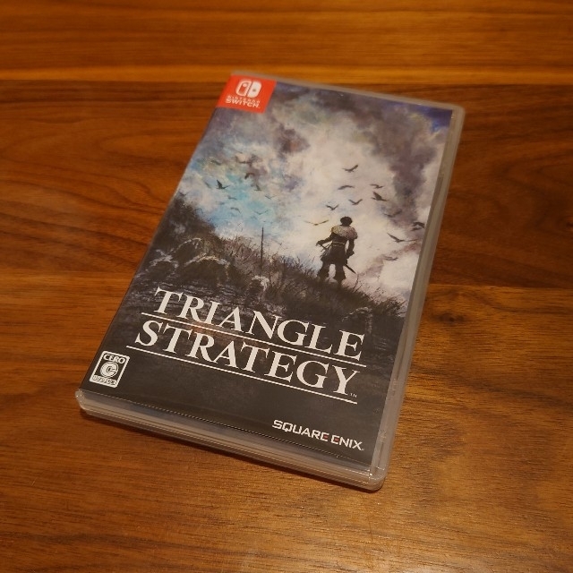 TRIANGLE STRATEGY（トライアングルストラテジー） Switch エンタメ/ホビーのゲームソフト/ゲーム機本体(家庭用ゲームソフト)の商品写真