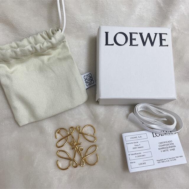 LOEWE ロエベ アナグラムブローチ LOEWE ロエベ アナグラムブローチ