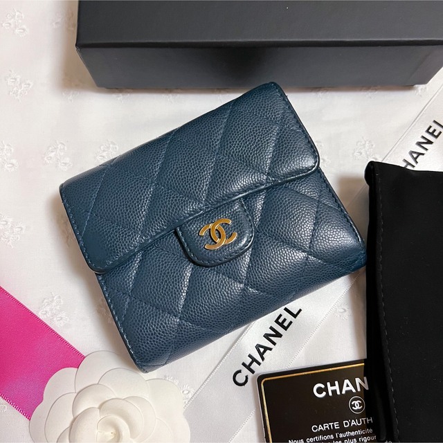 シャネル B339 CHANEL 23C クラシック スモールフラップウォレット