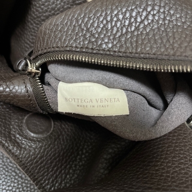Bottega Veneta(ボッテガヴェネタ)のボッテガべネタ　ショルダーバッグ　ハンドバッグ　正規品　鞄　茶色　BOTTEGA レディースのバッグ(ハンドバッグ)の商品写真