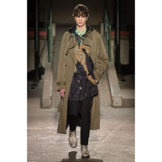 ドリスヴァンノッテン(DRIES VAN NOTEN)のDRIES VAN NOTEN（ドリスヴァンノッテン）　トレンチコート(トレンチコート)