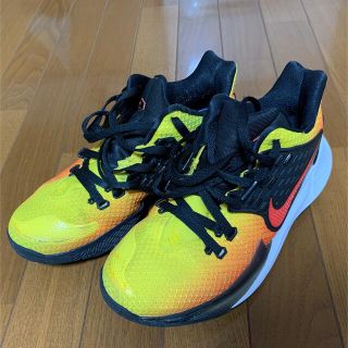 ナイキ(NIKE)のカイリーlow2 バッシュ(バスケットボール)