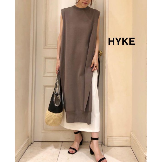 HYKE(ハイク)の お値下げ　HYKE ハイク ワンピース レディースのワンピース(ロングワンピース/マキシワンピース)の商品写真