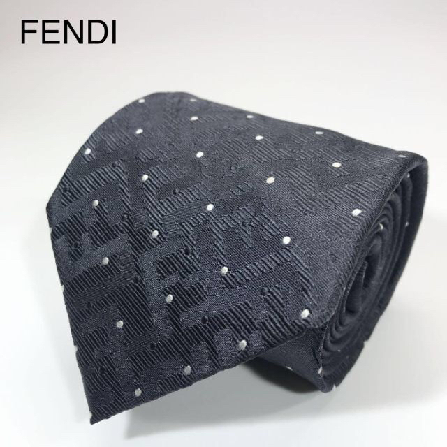 FENDI(フェンディ)の【MKYN様】フェンディ ネクタイ ズッカ柄 ドット柄 光沢 ガンメタルグレー メンズのファッション小物(ネクタイ)の商品写真