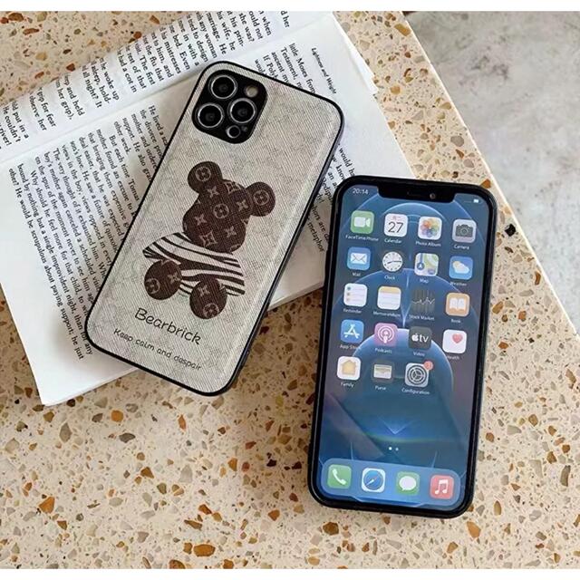 iPhone13ケース モノグラム クマ かわいい スマホ/家電/カメラのスマホアクセサリー(iPhoneケース)の商品写真