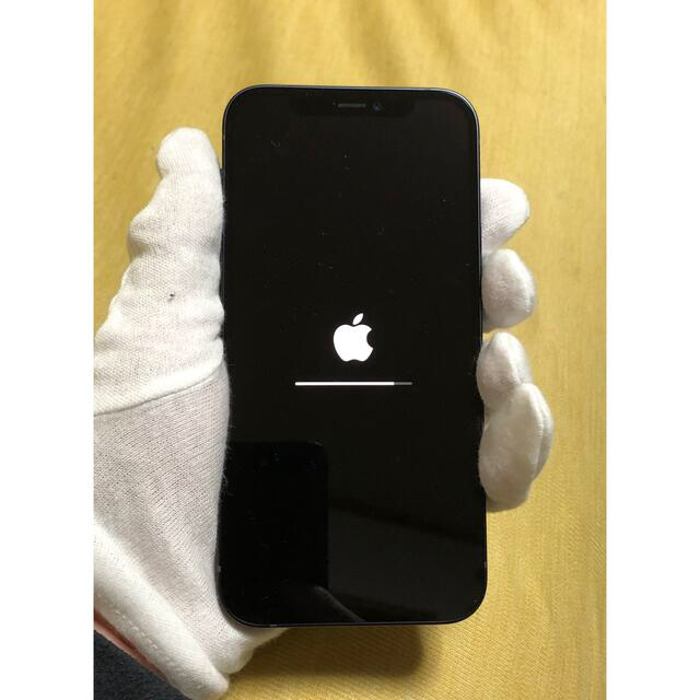 iPhone(アイフォーン)の卒業、入学に！iPhone12　64GB ブラック　新品未使用品　SIMフリー スマホ/家電/カメラのスマートフォン/携帯電話(スマートフォン本体)の商品写真