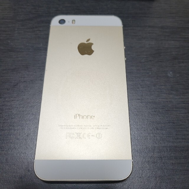 Apple(アップル)の[最終出品]iPhone5s 16GB ゴールド※ドコモ版 スマホ/家電/カメラのスマートフォン/携帯電話(スマートフォン本体)の商品写真