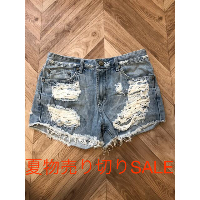 VENCE(ヴァンス)の夏物売り切りSALE VENCE ショーパン　デニムショートパンツ レディースのパンツ(ショートパンツ)の商品写真