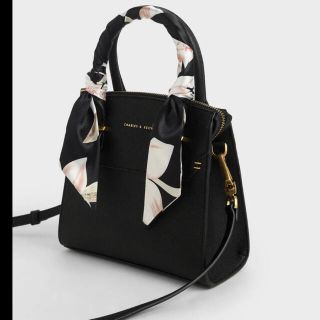 チャールズアンドキース(Charles and Keith)のCharles & Keith ハンドバッグ(ハンドバッグ)