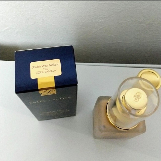 Estee Lauder(エスティローダー)の★一回プッシュ★ ポンプ付き■エスティローダー ダブルウェア■ クールバニラ コスメ/美容のベースメイク/化粧品(ファンデーション)の商品写真