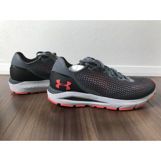 UNDER ARMOUR - UNDER ARMOUR UAホバー ソニック 4 ランニングシューズ