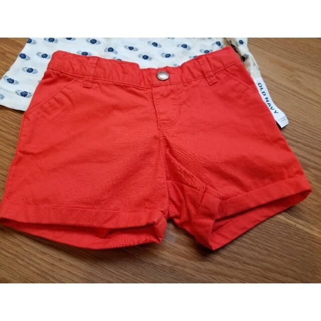 babyGAP(ベビーギャップ)の女の子　95～105サイズ　まとめ売り キッズ/ベビー/マタニティのキッズ服女の子用(90cm~)(Tシャツ/カットソー)の商品写真