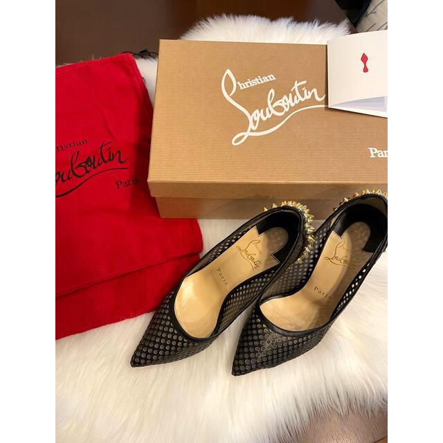 Christian Louboutin(クリスチャンルブタン)のクリスチャンルブタン  version black/gold   パンプス レディースの靴/シューズ(ハイヒール/パンプス)の商品写真