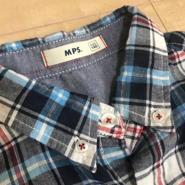 MPS(エムピーエス)の半袖チェックシャツ 半袖シャツ　140cm MPS   キッズ/ベビー/マタニティのキッズ服男の子用(90cm~)(Tシャツ/カットソー)の商品写真