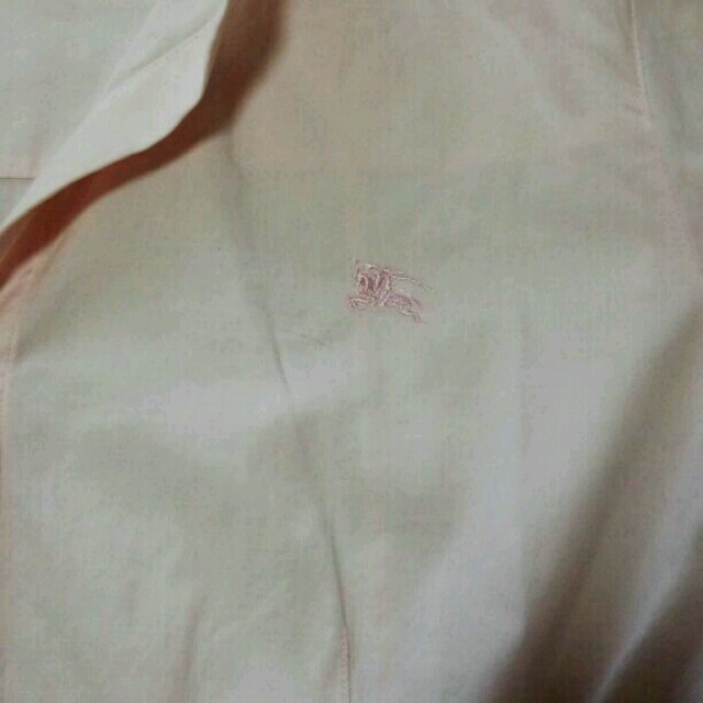 BURBERRY(バーバリー)の♡バーバリーロンドン　ピンク♡ レディースのトップス(シャツ/ブラウス(長袖/七分))の商品写真