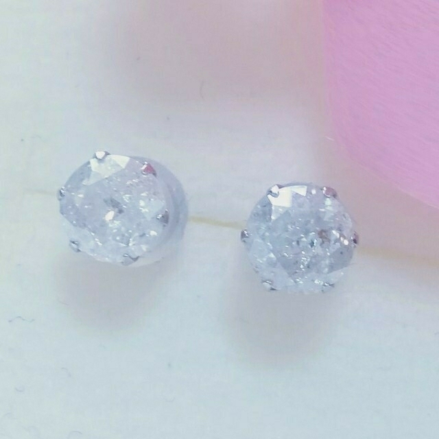 プラチナＰｔ900天然ダイヤモンド????ピアス1.00CT