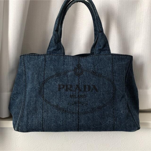 レディースPRADA カナパ　デニム　トートバッグ