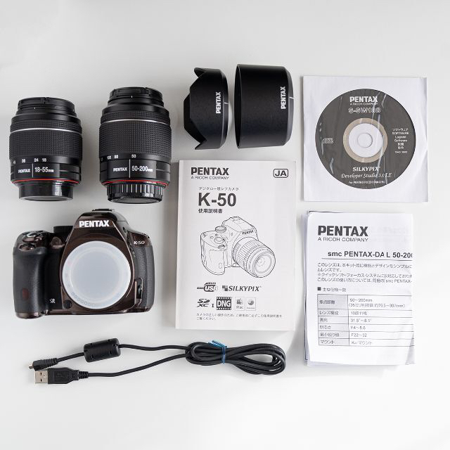 PENTAX K-50 メタルブラウン/ブラック　Wズームキット 1