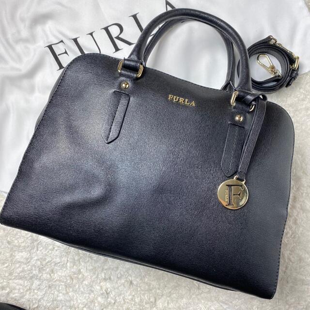 ✨美品✨FURLA フルラ エレナ　ELENA ハンドバッグ 2way 黒仕様ポケットの数外側0内側3