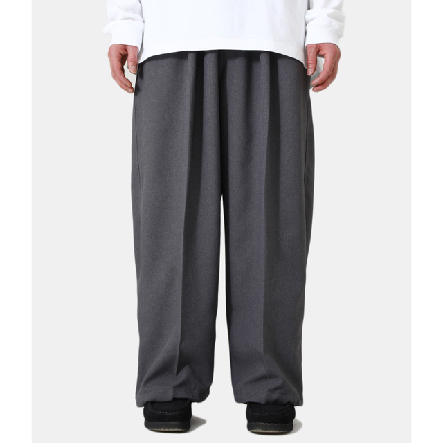 DAIWA(ダイワ)のDAIWA PIER39 Easy 2P Trousers Gray M メンズのパンツ(スラックス)の商品写真