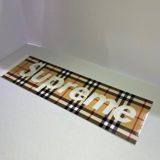 シュプリーム(Supreme)のSupreme burberry ステッカー(ノベルティグッズ)