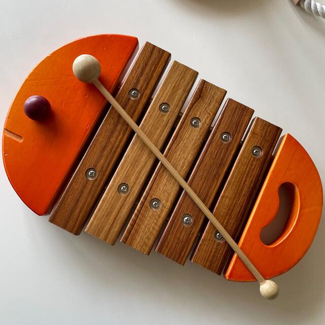 BorneLund(ボーネルンド)の専用⭐︎ボーネルンド⭐︎おさかなベビーシロフォン木琴⭐︎ゾウさん輪投げ⭐︎ キッズ/ベビー/マタニティのおもちゃ(楽器のおもちゃ)の商品写真