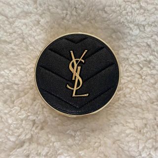 イヴサンローランボーテ(Yves Saint Laurent Beaute)のイヴサンローラン　クッションファンデN10(ファンデーション)