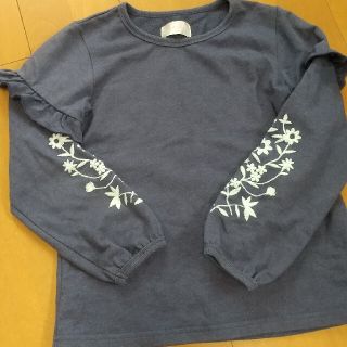 ニシマツヤ(西松屋)の刺繍トップス 130サイズ(Tシャツ/カットソー)